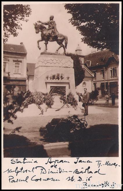 Carte postala Tirgu Mures - Statuia lui Avram Iancu