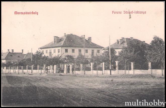 Carte postala Tirgu Mures - Cazarma - Ferencz Jozsef