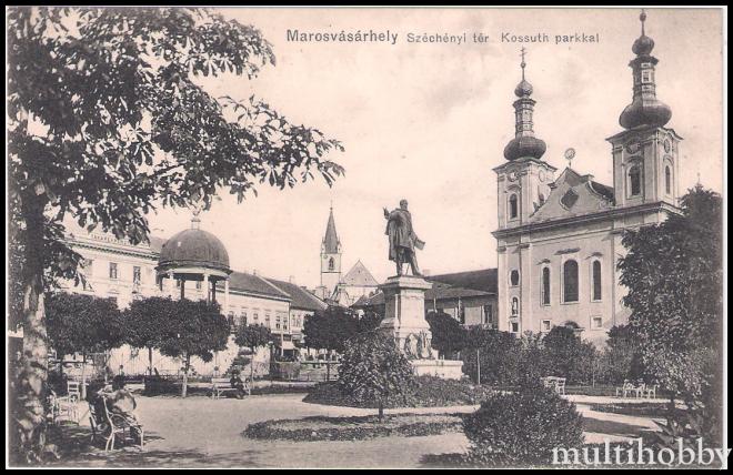 Carte postala Tirgu Mures - Piata szechenyi <br /> Fantana Bodor si statuia lui Kossuth