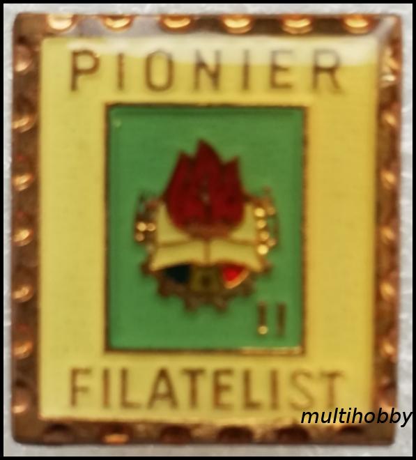 Insigna - Pionier filatelist - fond albastru