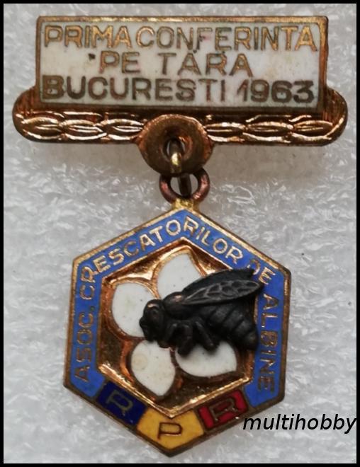 Insigna - *Medalie Prima conferinta pe tara Bucuresti 1963<Br /> Asociatia Crescatorilor De Albine