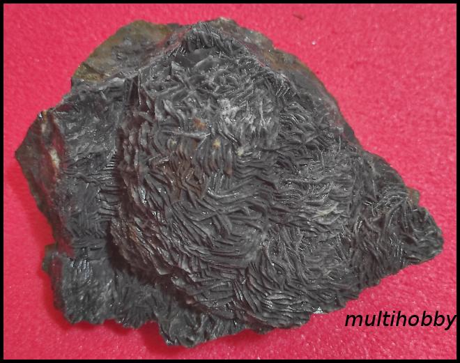 Mineral - Calcita Neagra