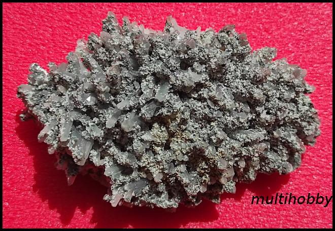 Mineral - Cuart cu 
Marcasita