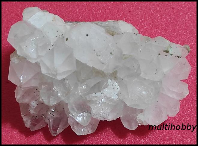 Mineral - Cuart arici transparent,doua generatii
