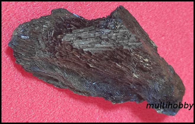 Mineral - Stibina cu siderit