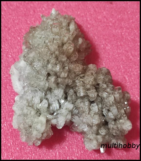 Mineral - Barita arici,doua generatii