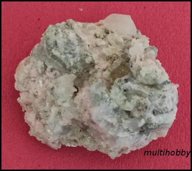 Mineral - Rocrozit cu 
Calcita