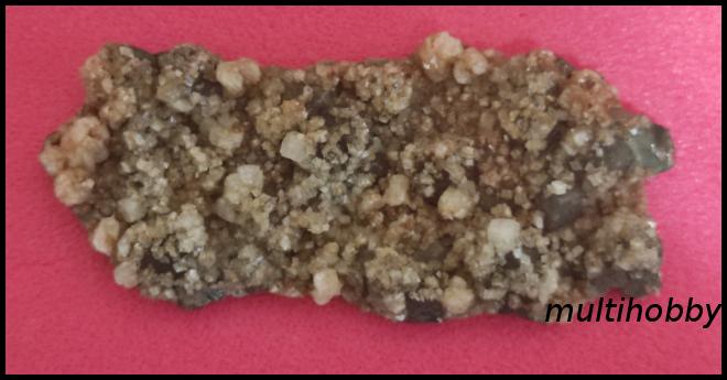 Mineral - Dolomit cu Limonit pe 
Cuart si 
Pirita