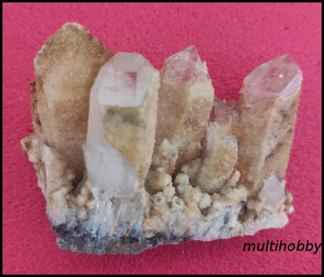 Mineral - Cuart cu 
Limonit