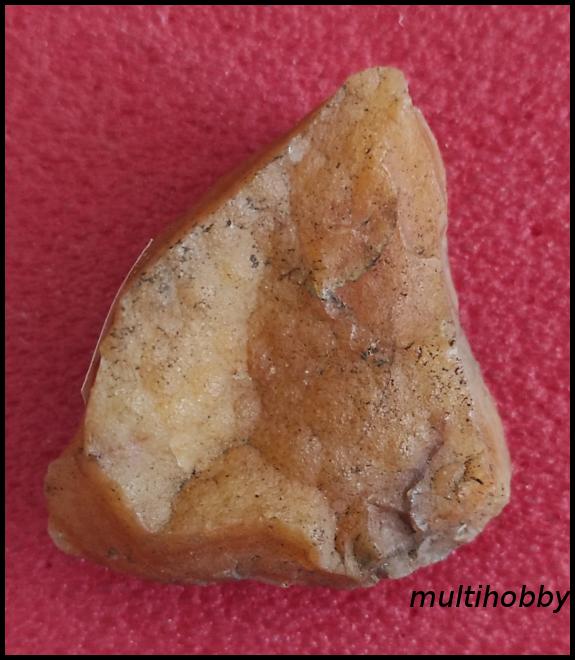 Mineral - Calcedonie rosie