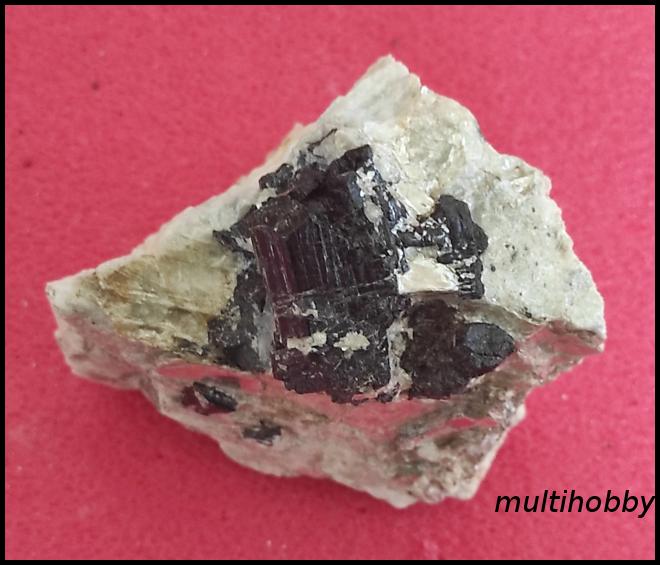 Mineral - Turmalina in matrice