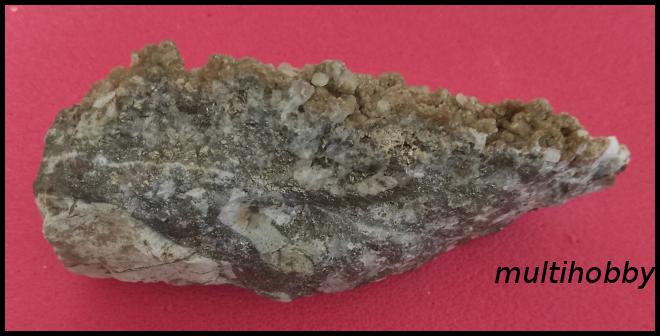 Mineral - Calcita pe 
Agat