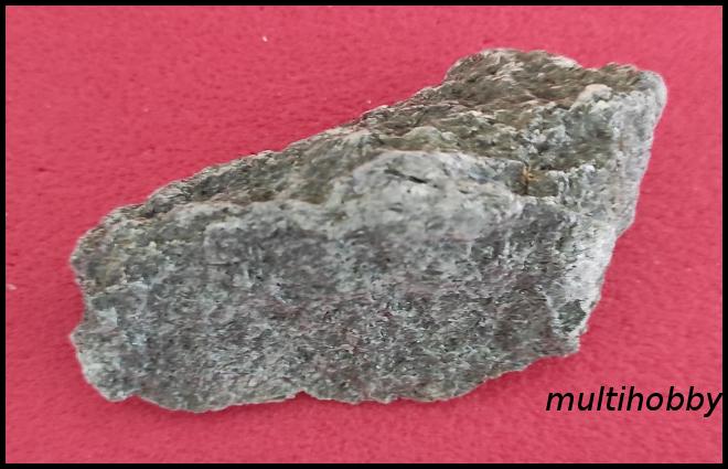 Mineral - Actionit in
Talc