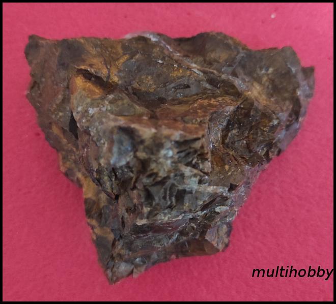 Mineral - Calcedonie in 
Jasp